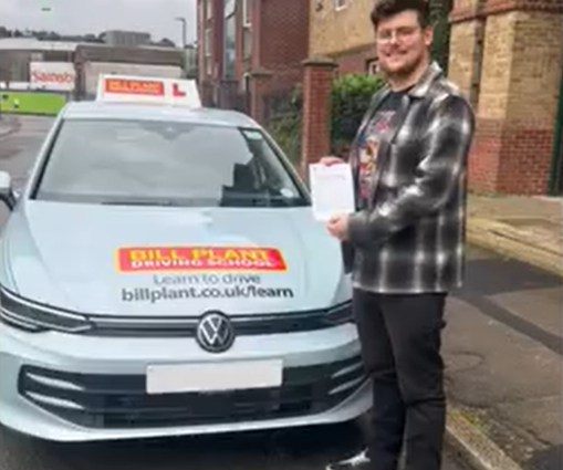 Driving Lessons in High Wycombe | Learn with Shabnam gallery image 4